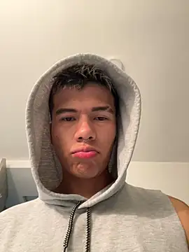 Logan smith1 online show from February 8, 2025, 9:46 pm