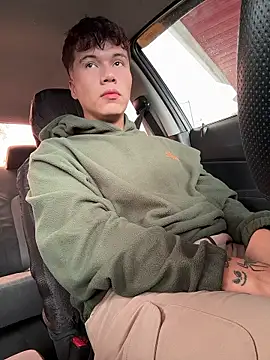 Logan smith1 online show from January 15, 2026, 4:32 pm