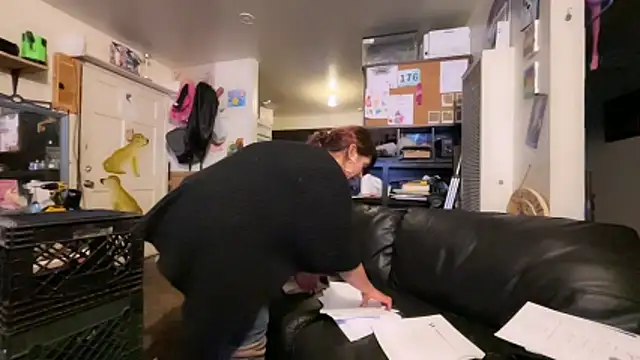 Snapshot of deadpi chatting on October 30, 2025, 4:11 am deadpi online show from October 30, 2025, 4:11 am