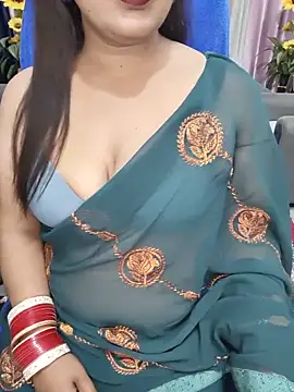 Cute-Raashii online show from May 26, 2026, 11:03 pm