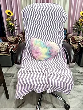 Snapshot of Cute-Raashii chatting on December 16, 2025, 11:20 pm Cute-Raashii online show from December 16, 2025, 11:20 pm