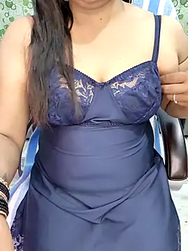 Snapshot of Cute-Raashii chatting on November 9, 2025, 1:20 am Cute-Raashii online show from November 9, 2025, 1:20 am