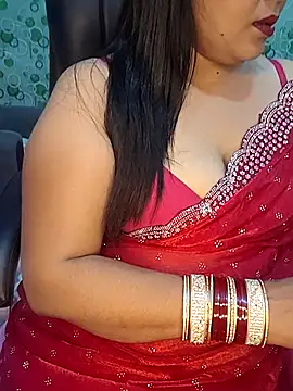 Snapshot of Cute-Raashii chatting on October 23, 2025, 3:32 pm Cute-Raashii online show from October 23, 2025, 3:32 pm