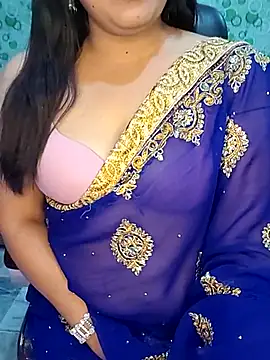 Snapshot of Cute-Raashii chatting on October 24, 2025, 10:36 am Cute-Raashii online show from October 24, 2025, 10:36 am