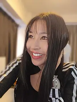 Snapshot of -satomi-jp chatting on May 24, 2026, 8:58 am -satomi-jp online show from May 24, 2026, 8:58 am