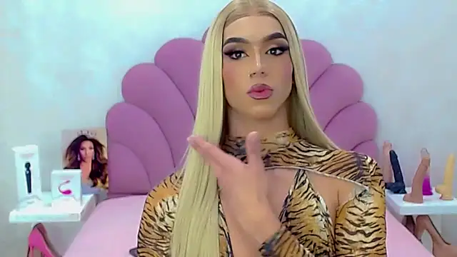 Snapshot of briana_sex32 chatting on February 15, 2026, 7:57 pm briana sex32 online show from February 15, 2026, 7:57 pm