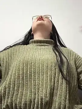 curvybabe7 online show from December 1, 2025, 5:03 pm