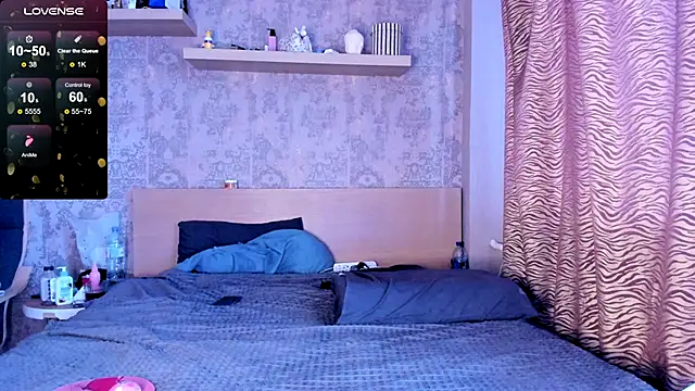 Snapshot of purebeautie13 chatting on January 12, 2025, 11:07 am purebeautie13 online show from January 12, 2025, 11:07 am