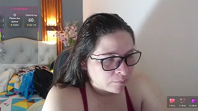 Snapshot of katty_femdom chatting on January 11, 2026, 8:54 am katty femdom online show from January 11, 2026, 8:54 am