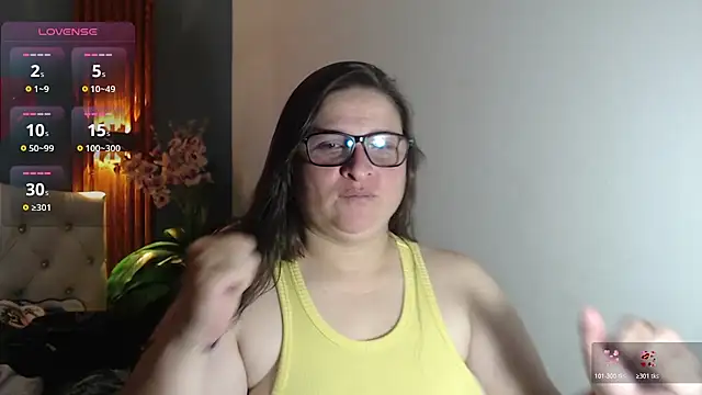 Snapshot of katty_femdom chatting on February 21, 2026, 1:13 pm katty femdom online show from February 21, 2026, 1:13 pm