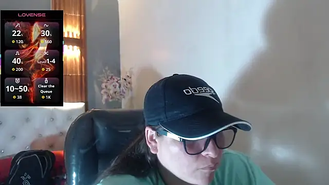 Snapshot of katty_femdom chatting on November 4, 2025, 7:17 pm katty femdom online show from November 4, 2025, 7:17 pm