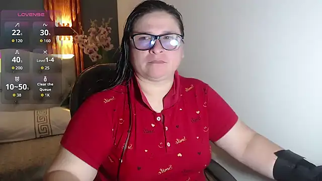 Snapshot of katty_femdom chatting on November 21, 2025, 12:59 pm katty femdom online show from November 21, 2025, 12:59 pm