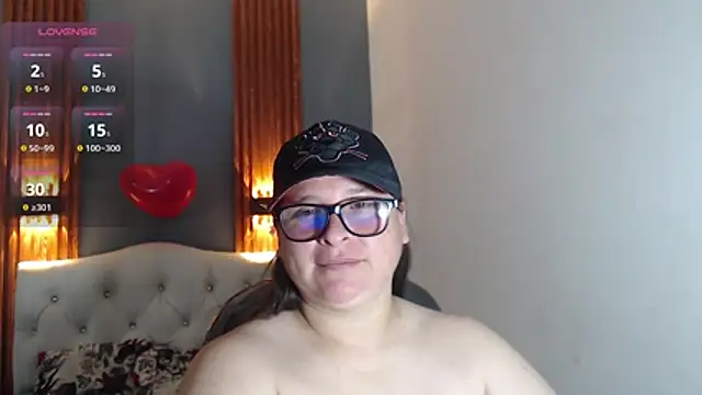 Snapshot of katty_femdom chatting on March 1, 2026, 12:27 pm katty femdom online show from March 1, 2026, 12:27 pm