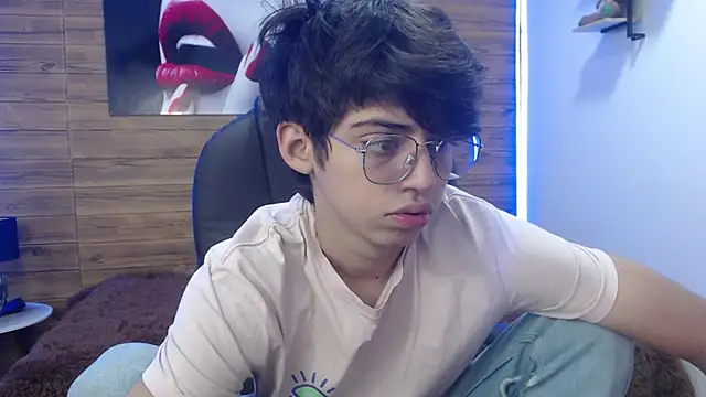 jhoellx online show from March 12, 2025, 12:36 pm