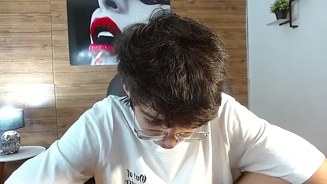 jhoellx online show from November 25, 2025, 7:58 pm