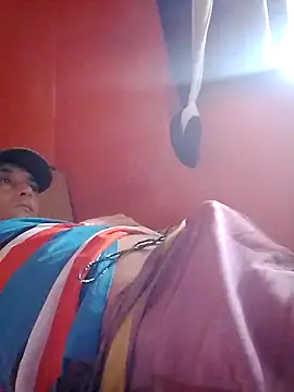 Fabiocapao01 online show from January 28, 2025, 7:00 pm