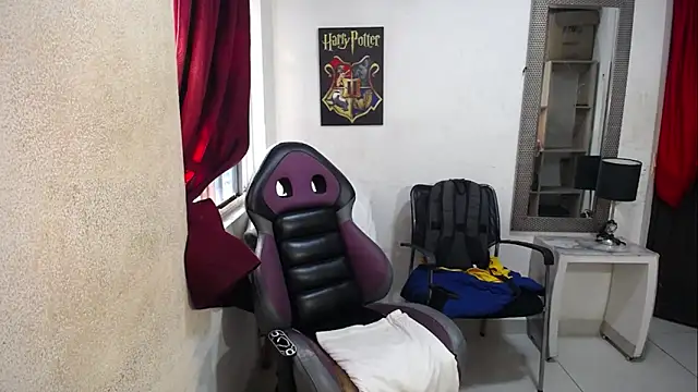 Snapshot of diabla_sexyboobs chatting on February 7, 2026, 9:12 pm diabla sexyboobs online show from February 7, 2026, 9:12 pm