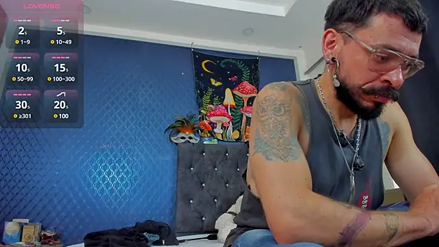 Snapshot of leondevereda chatting on March 22, 2025, 8:26 pm leondevereda online show from March 22, 2025, 8:26 pm