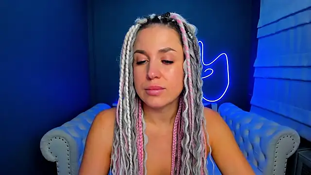 rock n roxy online show from November 12, 2025, 1:10 am