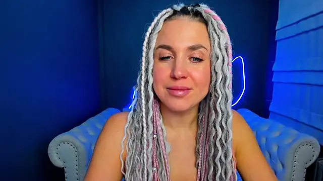 rock n roxy online show from November 17, 2025, 1:31 am