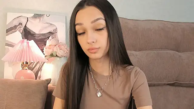 Snapshot of Jessie_meow chatting on February 20, 2025, 5:44 am Jessie meow online show from February 20, 2025, 5:44 am