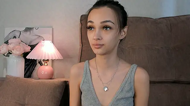 Snapshot of Jessie_meow chatting on February 15, 2025, 6:44 am Jessie meow online show from February 15, 2025, 6:44 am