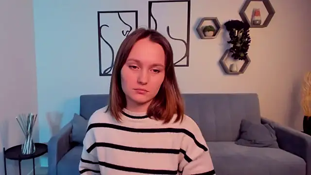 BritnieCute online show from March 2, 2026, 7:37 am