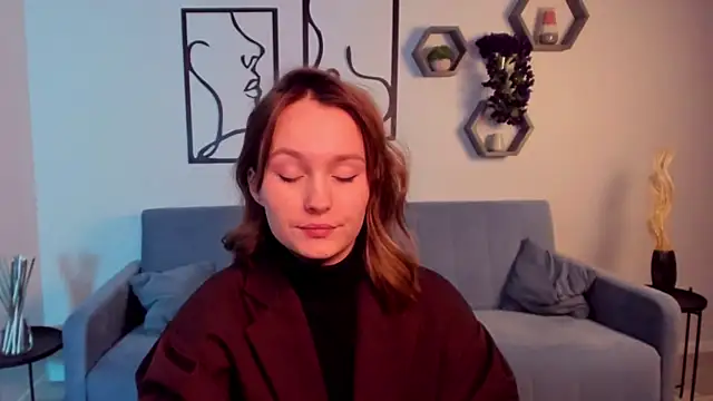 BritnieCute online show from February 28, 2026, 7:19 am