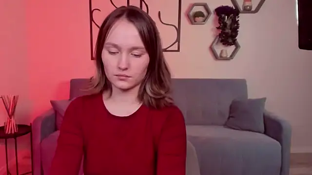 BritnieCute online show from February 9, 2026, 6:11 am