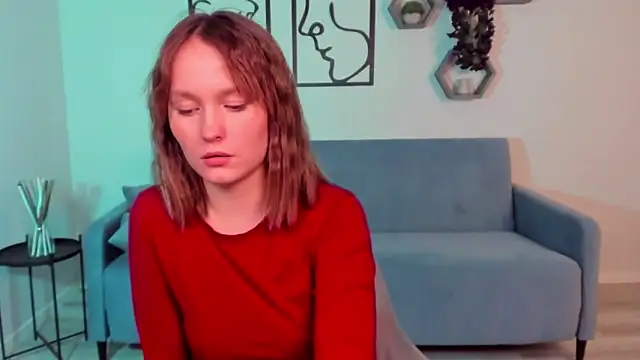 BritnieCute online show from February 11, 2026, 6:13 am