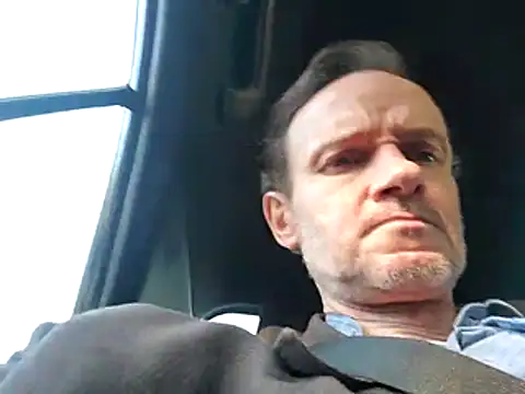 Snapshot of big8dall chatting on November 3, 2025, 2:31 pm big8dall online show from November 3, 2025, 2:31 pm