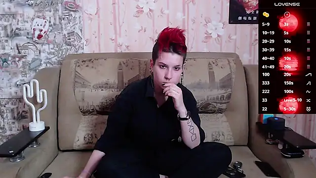 Snapshot of Miya_Wey_ chatting on November 4, 2025, 1:48 pm Miya Wey online show from November 4, 2025, 1:48 pm