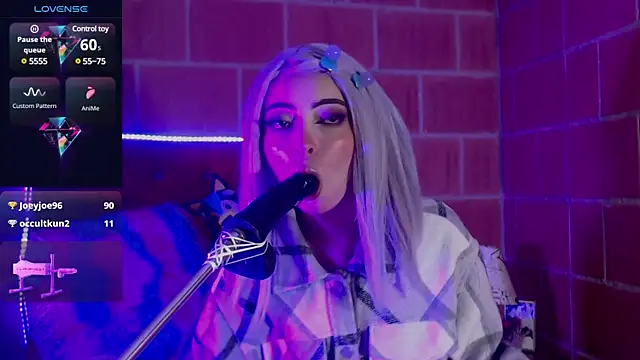 Snapshot of Yennastone chatting on February 27, 2025, 5:40 am Yennastone online show from February 27, 2025, 5:40 am