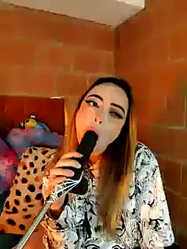 Snapshot of Yennastone chatting on February 20, 2025, 2:29 am Yennastone online show from February 20, 2025, 2:29 am