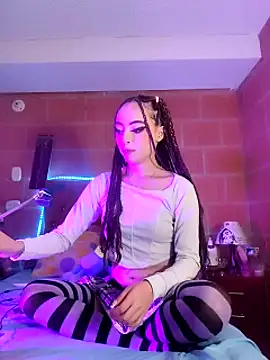 Snapshot of Yennastone chatting on March 8, 2025, 12:44 am Yennastone online show from March 8, 2025, 12:44 am