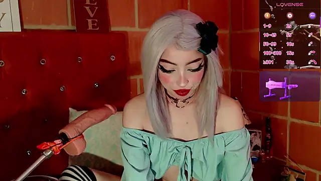 Snapshot of Yennastone chatting on September 10, 2025, 7:02 pm Yennastone online show from September 10, 2025, 7:02 pm