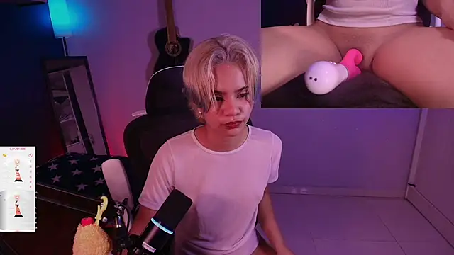 Snapshot of marlena3312 chatting on October 25, 2025, 7:14 pm marlena3312 online show from October 25, 2025, 7:14 pm