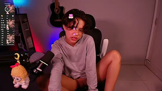 Snapshot of marlena3312 chatting on October 19, 2025, 1:14 pm marlena3312 online show from October 19, 2025, 1:14 pm