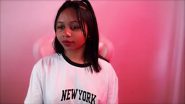 Natasha mh2 online show from February 18, 2025, 8:47 pm