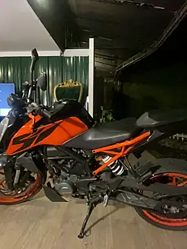 LeoSalvatore  online show from March 3, 2025, 2:33 am