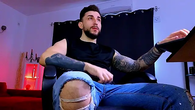 Snapshot of MightyAaron66 chatting on February 17, 2026, 9:28 am MightyAaron66 online show from February 17, 2026, 9:28 am