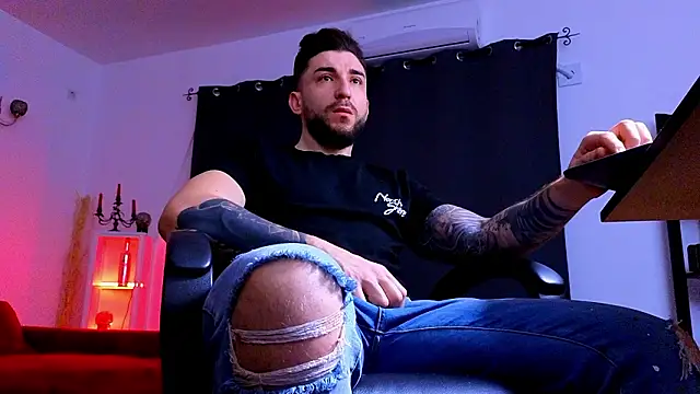 Snapshot of MightyAaron66 chatting on February 9, 2026, 5:16 am MightyAaron66 online show from February 9, 2026, 5:16 am