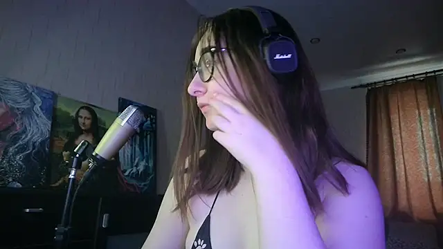 el sweety online show from March 11, 2025, 12:06 pm