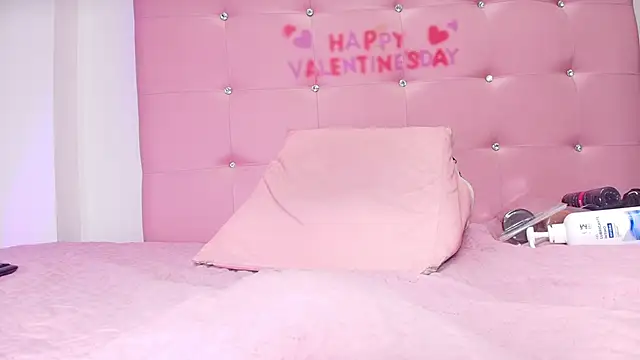 kata hazel online show from March 12, 2025, 7:14 pm