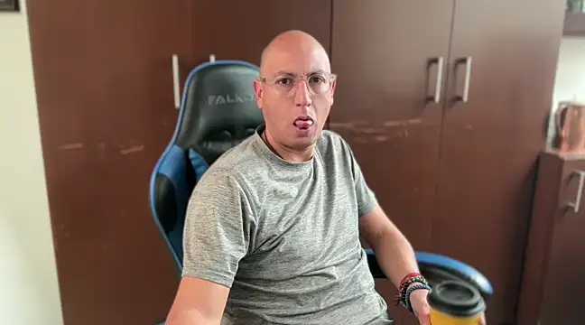 alanan881 online show from March 15, 2025, 4:10 pm