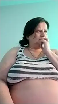 staceysmomfow online show from January 22, 2025, 2:26 am