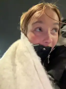 Snapshot of Baby_Tiny chatting on January 29, 2025, 8:35 pm Baby Tiny online show from January 29, 2025, 8:35 pm