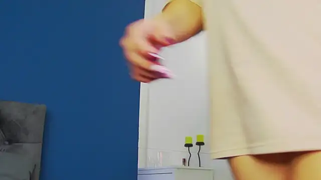 Snapshot of CelineMeyerr chatting on October 27, 2025, 7:09 am CelineMeyerr online show from October 27, 2025, 7:09 am