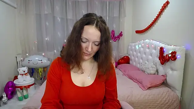 Snapshot of BarbaraStily chatting on February 27, 2025, 2:32 pm BarbaraStily online show from February 27, 2025, 2:32 pm