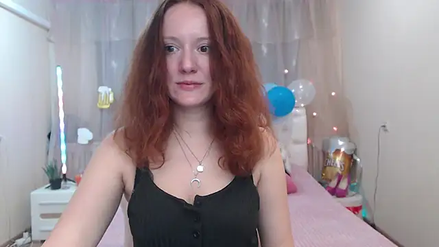 Snapshot of BarbaraStily chatting on September 18, 2025, 7:11 am BarbaraStily online show from September 18, 2025, 7:11 am